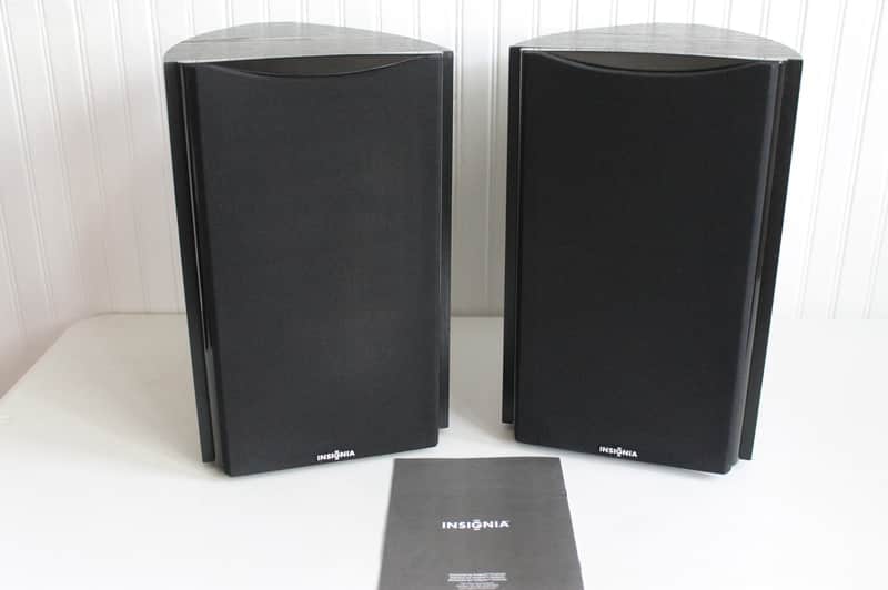Insignia NS-B2111 2-Way 120 Watt Bookshelf Speakers image 1
