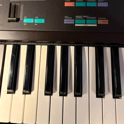 Yamaha DX7 Programmable Algorithm Synthesizer 1983 - 1987 - Black image 7