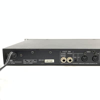 Yamaha SPX990 Professional Multi-Effect Processor 1990s - Black TGHM image 6