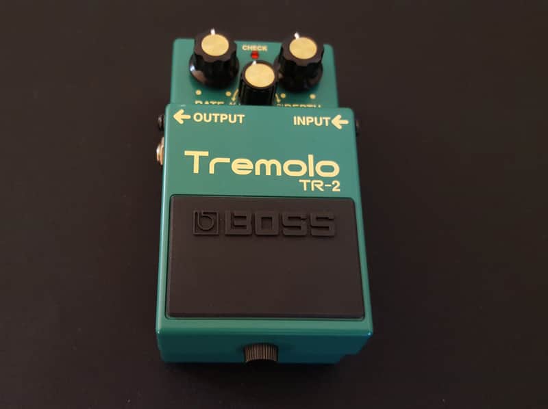 Boss TR-2 Tremolo (Silver Label)