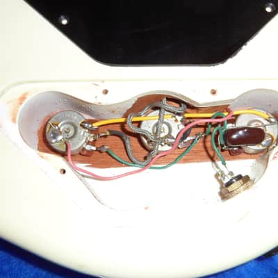 Gibson  IV Bass 1987 Pearl White image 4