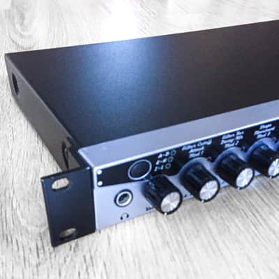 E-mu Vintage Pro rack Module // 128 Voices Classic Synth & Keys // Very Rare Find image 4
