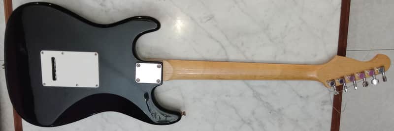 Electric Guitar Orange CRUSH STRATOCASTER Black SSH 1 Humbucker 2