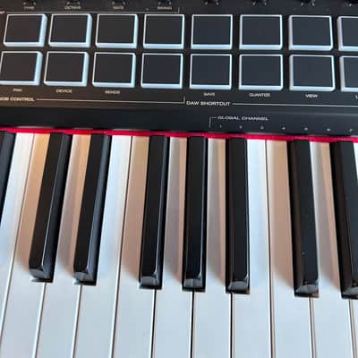 Like new M-Audio Hammer 88 Pro MIDI Keyboard Controller 2021 - Present - Black image 6
