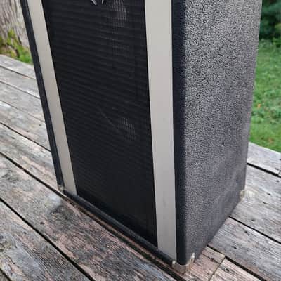 VINTAGE! Peavey XR-400b 210 Speaker Cabinet 1980s USA image 3