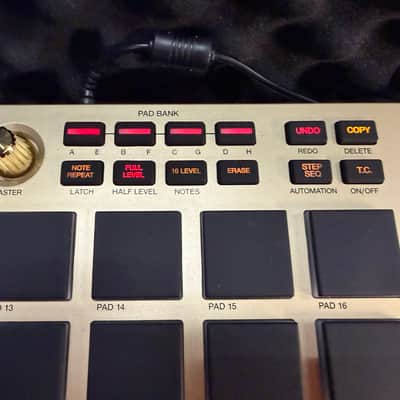 Akai Professional MPC Live II Controller Gold with case image 5