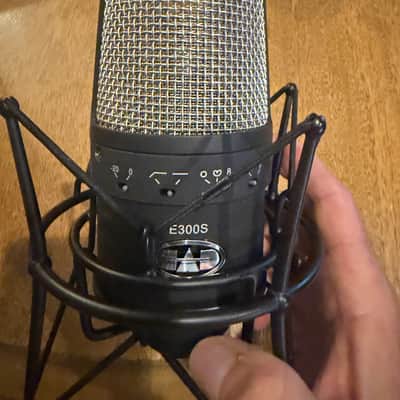 (2) CAD Equitek E300-2 Large Diaphragm Multipattern Condenser Microphone 2000s - Black and Gold image 6