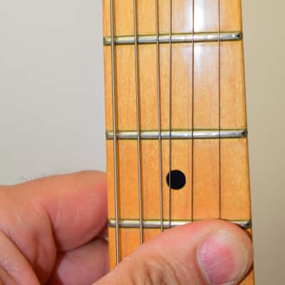 2007 Fender Classic Player '50s Stratocaster Electric Guitar, Maple Fingerboard, Shoreline Gold image 8