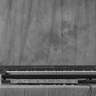 KORG M1 Music Workstation Digital Synthesizer in Good condition image 3