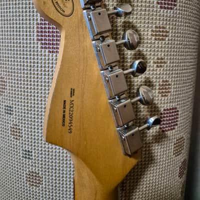 Fender Limited Edition Roadworn Vintera 60s 2022 - Nitrocellulose CAR image 5