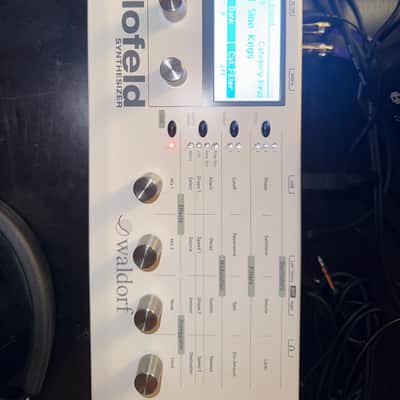 Waldorf Blofeld Desktop Synthesizer 2007 - Present - White image 6