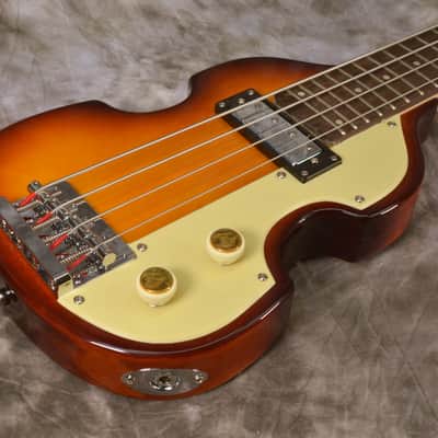 Hofner Contemporary Series Shorty Violin Bass - Burst Finish image 7