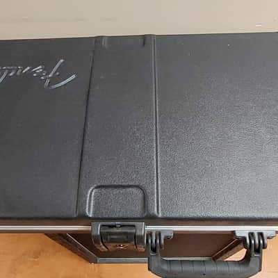 SKB  Fender Stratocaster / Telecaster Case Pre-Owned image 2