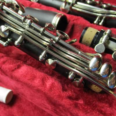 Buffet Crampon E11 Intermediate Bb Clarinet 2020s - Black image 8