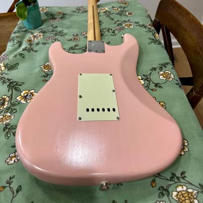 Fender Stratocaster 2004-2008 - Vintage Shell Pink Nitro image 3