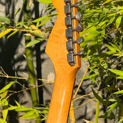 Fender American Vintage '62 Stratocaster 1989 - 1996 Ocean Turquoise image 9