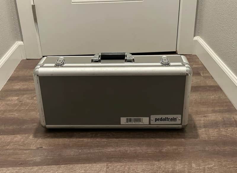Hard case for Pedal train 20 (fits gx100)