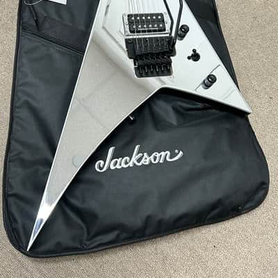 Jackson Pro Plus Series RR24 Rhoads Electric Guitar - Mirror image 2