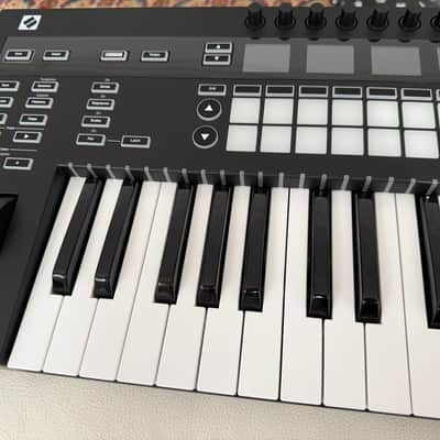Novation SL 61 MKIII Tastiera Master Midi Mk3 image 7