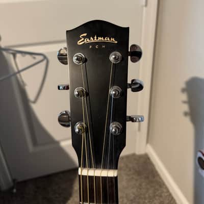 Eastman PCH1-OM Pacific Coast Highway Series Solid Sitka Spruce Top Orchestra Model 2010s - Natural image 3