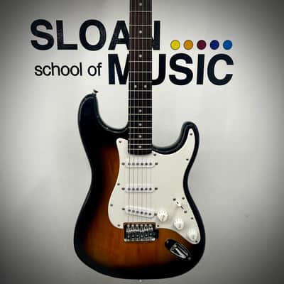 USED Squier Affinity Strat - 2-tone Sunburst image 1