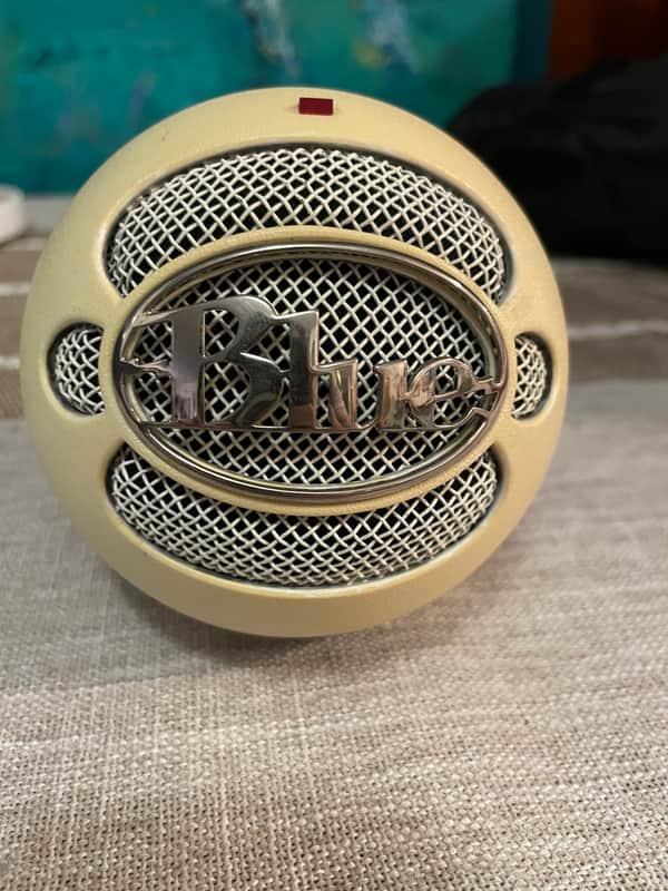 Blue Snowball Multi-Pattern USB Condenser Mic 2010s - Textured White image 1