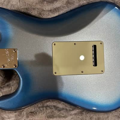 2016 Fender American Elite Stratocaster with Ebony Fretboard 2016 - 2019 - Sky Burst Metallic image 10