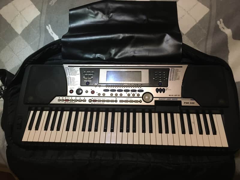Yamaha PSR 550 image 1