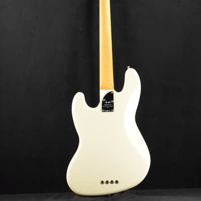 Mint Fender American Professional II Jazz Bass Fretless Olympic White Rosewood Fingerboard image 9