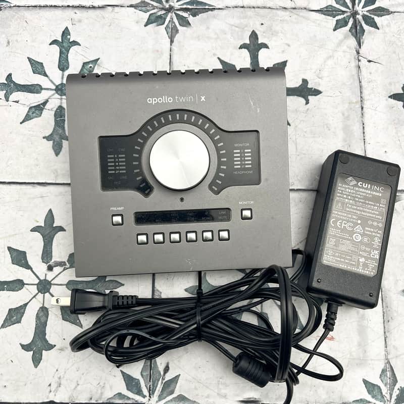 Universal Audio Apollo Twin X DUO Thunderbolt 3 Audio Interface