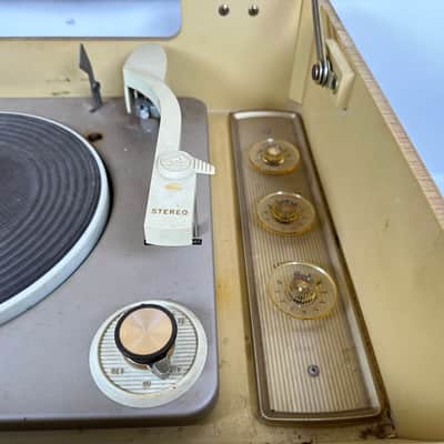 RCA Victor Mid Century Modern Stereo Orthophonic High Fidelity Record Player PD-27 image 6
