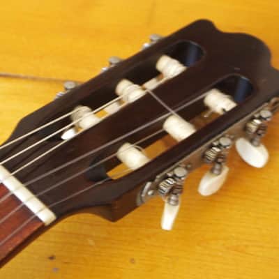 S. Yairi B&M Soloist vintage 1968 Solid Top classical guitar JAPAN image 4