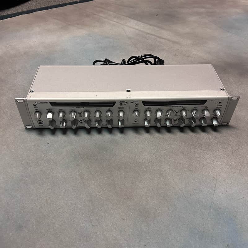Alesis CLX-440 Dual Channel Compressor/Expander/Limiter image 1