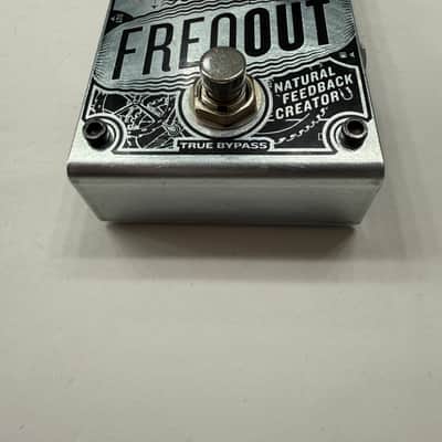 Digitech FreqOut Natural Feedback Creator Guitar Effect Pedal image 3