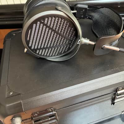 Audeze MM-500 Headphones - 2025 with Capra Strap and Extras image 6