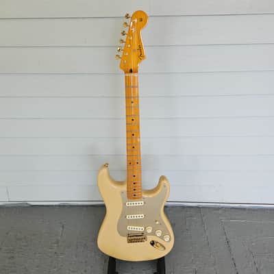 Fender 60th Anniversary '50s Stratocaster 2014 - Desert Sand Nitro Relic image 4