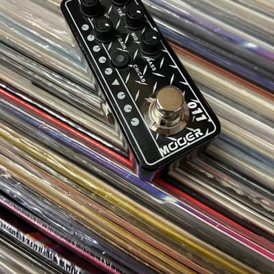 Mooer 011 Cali-Dual Mini Preamp | Reverb