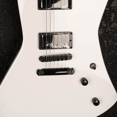 ESP LTD James Hetfield Signature Snakebyte - Snow White image 3