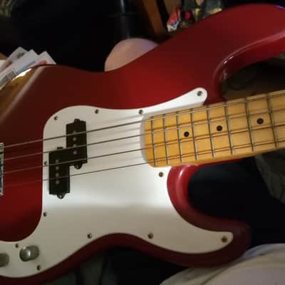 California P bass 90's - Red image 6