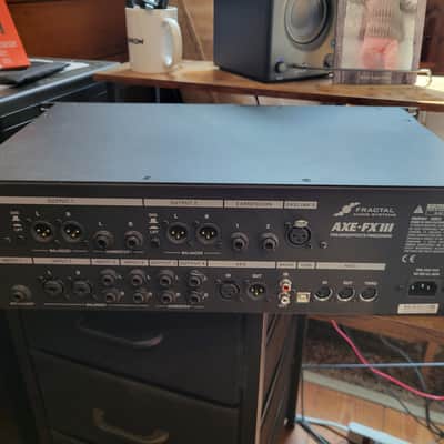Fractal Audio Axe-FX III Mark II 2020 - Present - Black image 2