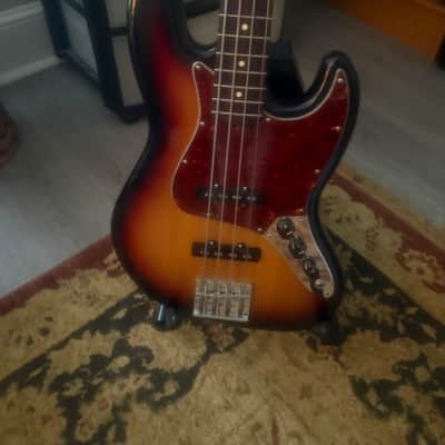 Fender Highway One Jazz Bass 2003 - 2011 - 3-Color Sunburst image 2