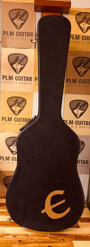 Hardshell Guitar Case image 1