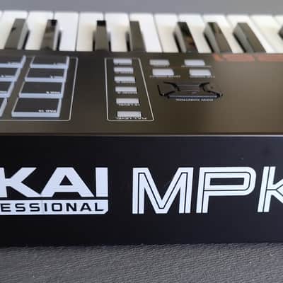 Akai Professional MPK261 – 61-Key MIDI Controller image 10