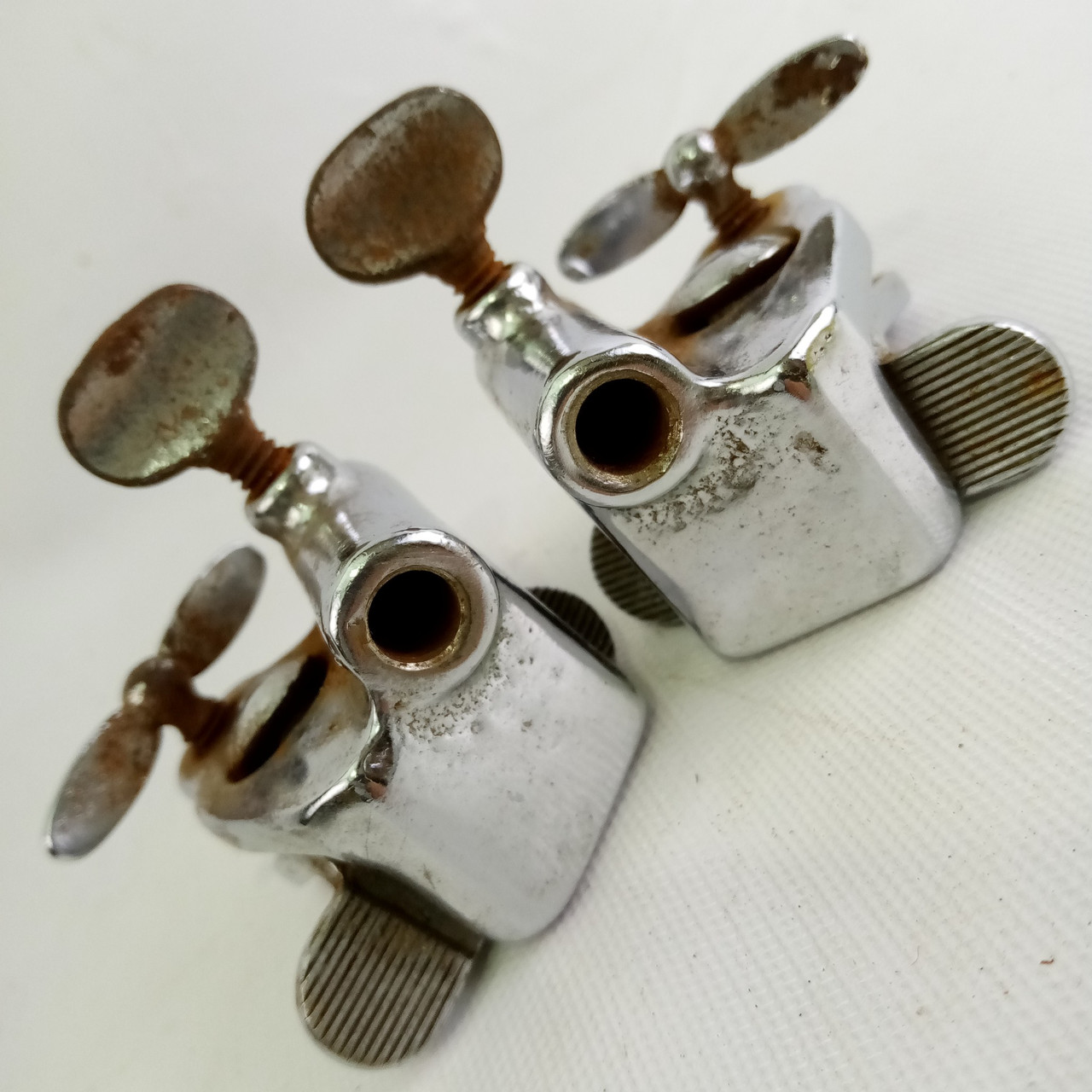Gretsch 2x Bass Drum Spur Mounts Chrome Clamp-On Hoop 5/16"Leg/Spike Vintage 40s — main photograph