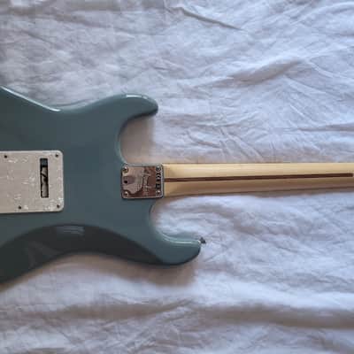 Fender American Professional Stratocaster with Maple Fretboard 2017 Sonic Grey image 4