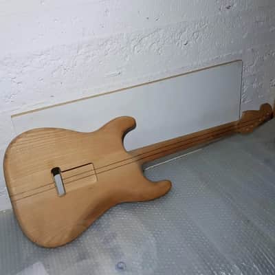 1981 NECK THROUGH BODY STR*T - SWAMP ASH image 6