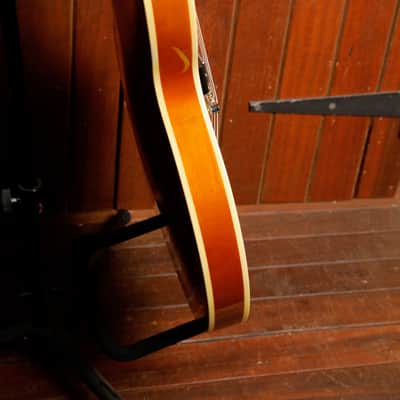 Epiphone Riviera Frequensator Royal Tan Semi-Hollow Electric Guitar image 9