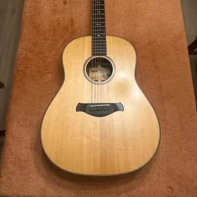 Taylor Builder's Edition 717e with V-Class Bracing 2019 - Present - Natural image 2