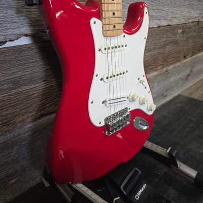 Fender Standard Stratocaster with Vintage Tremolo, Maple Fretboard 1991 - 1997 - Crimson Red Metallic image 5
