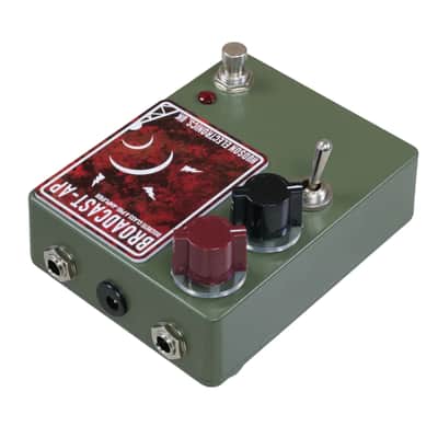 Hudson Electronics Broadcast-AP Limited Edition Green Preamp Pedal image 4